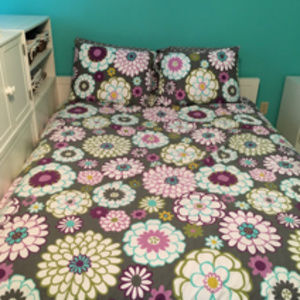 PBTeen Reversable Duvet Cover w/ 2 pillow cases